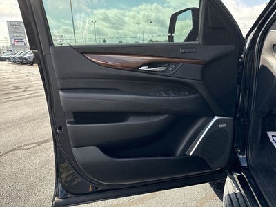 2019 Cadillac Escalade Luxury