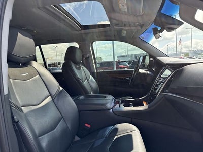 2019 Cadillac Escalade Luxury