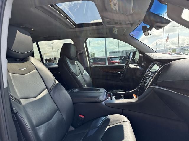 2019 Cadillac Escalade Luxury