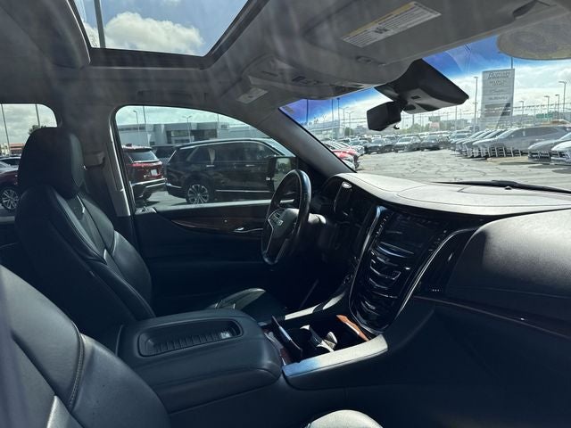 2019 Cadillac Escalade Luxury