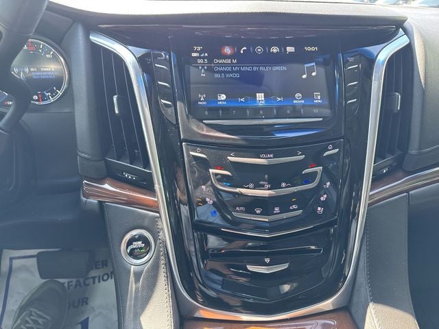 2019 Cadillac Escalade Luxury