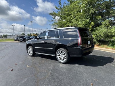 2019 Cadillac Escalade Luxury