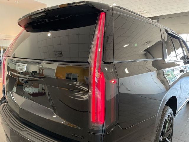 2026 Cadillac Escalade ESV Platinum Edition