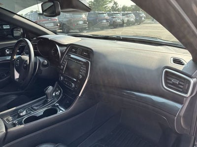 2020 Nissan Maxima SR