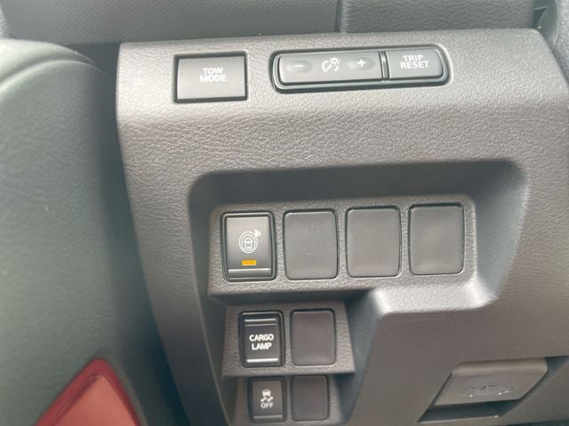 2024 Nissan Frontier PRO-X