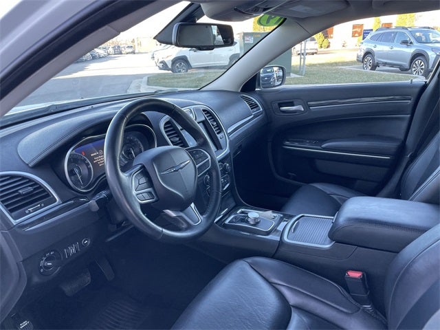 2019 Chrysler 300 Touring