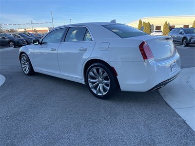 2019 Chrysler 300 Touring