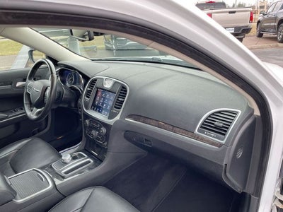 2019 Chrysler 300 Limited