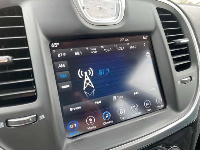 2019 Chrysler 300 Limited