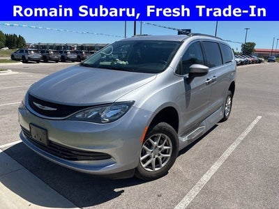 2020 Chrysler Voyager LXI Mobility