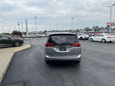 2020 Chrysler Pacifica Touring