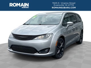 2020 Chrysler Pacifica Touring