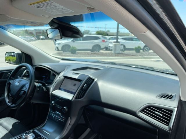2020 Ford Edge SE