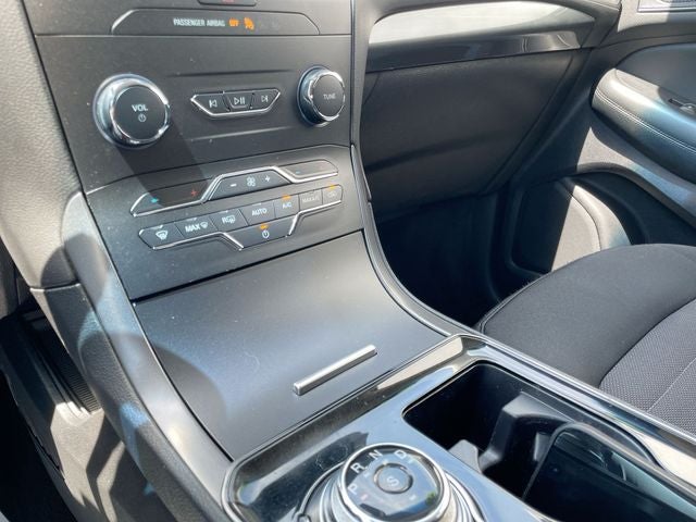 2020 Ford Edge SE