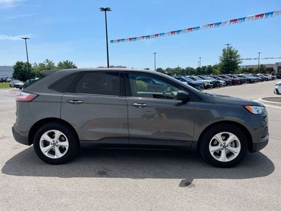 2020 Ford Edge SE