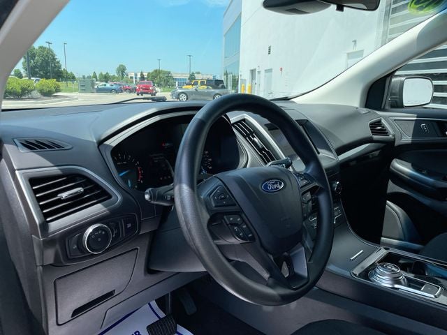 2020 Ford Edge SE