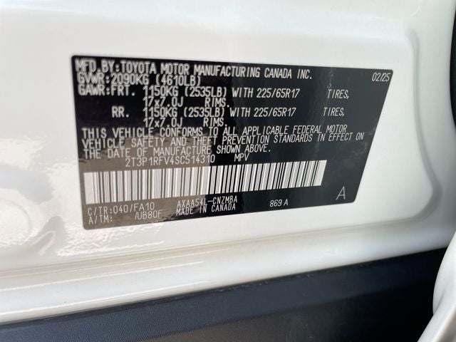2025 Toyota RAV4 XLE