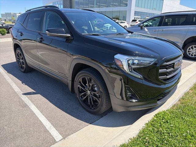 2021 GMC Terrain SLT
