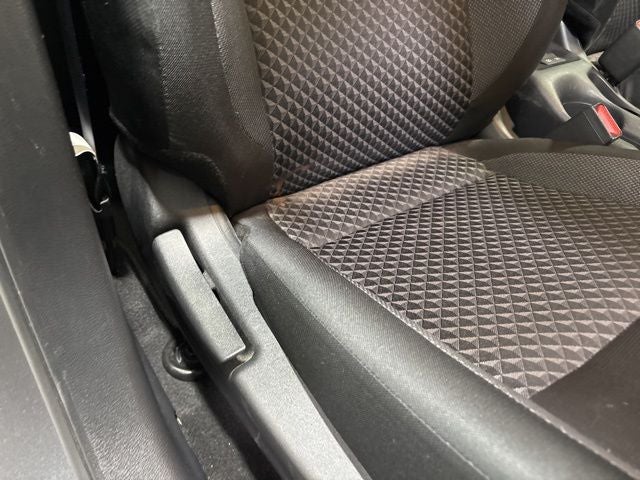 2020 Nissan Versa 1.6 S