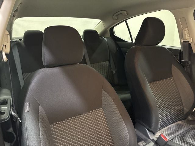 2020 Nissan Versa 1.6 S