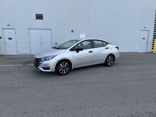 2024 Nissan Versa 1.6 S