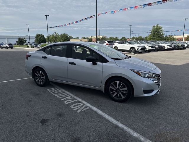 2024 Nissan Versa 1.6 S
