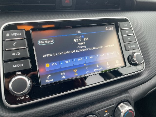 2025 Nissan Kicks Play S
