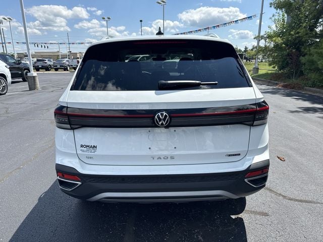 2025 Volkswagen Taos 1.5T SE