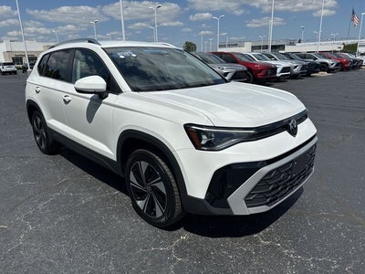 2025 Volkswagen Taos 1.5T SE
