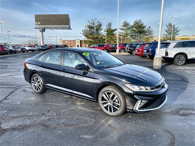2025 Volkswagen Jetta 1.5T SE