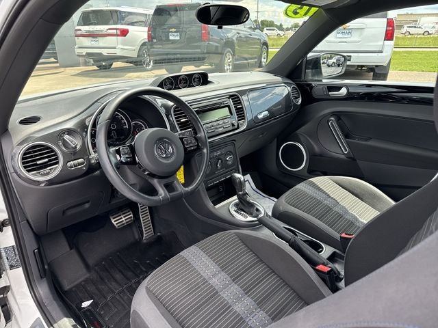 2015 Volkswagen Beetle 2.0T R-Line
