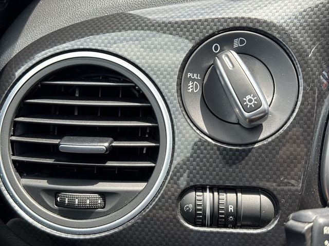 2015 Volkswagen Beetle 2.0T R-Line