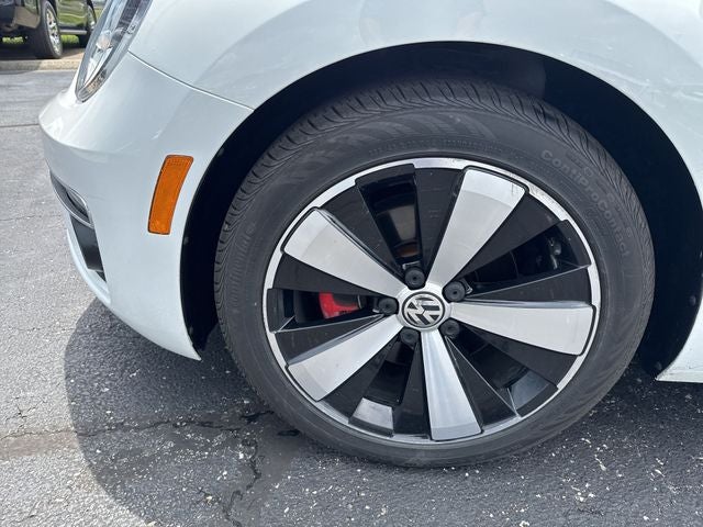 2015 Volkswagen Beetle 2.0T R-Line