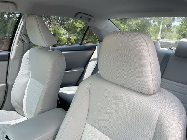2016 Toyota Camry Hybrid LE