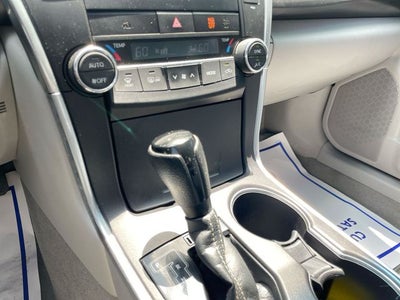 2016 Toyota Camry Hybrid LE