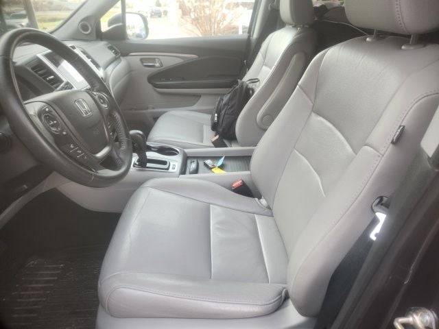 2018 Honda Pilot EX-L w/Rear Entertainment System