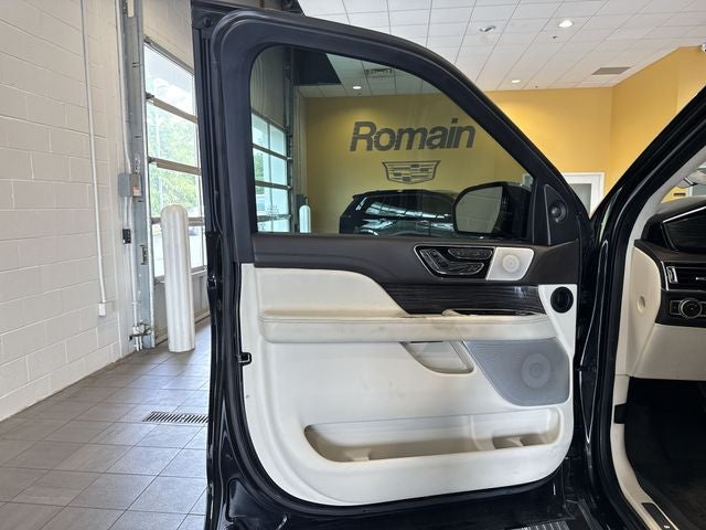 2021 Lincoln Navigator Black Label