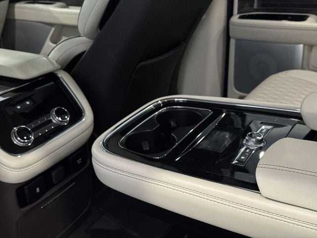 2021 Lincoln Navigator Black Label