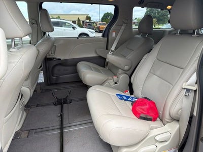 2017 Toyota Sienna XLE Premium 7 Passenger