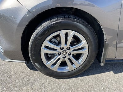 2023 Toyota Sienna Platinum 7 Passenger