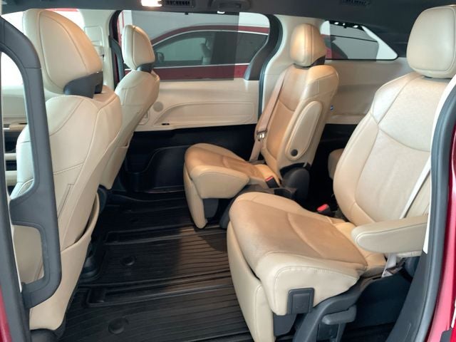 2024 Toyota Sienna Limited 7 Passenger