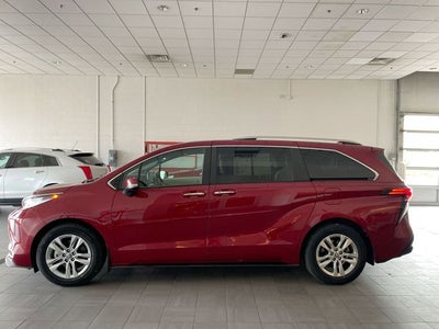 2024 Toyota Sienna Limited 7 Passenger