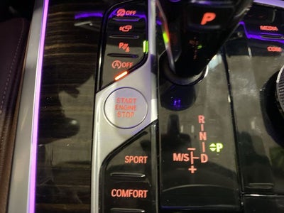 2020 BMW X7 xDrive50i