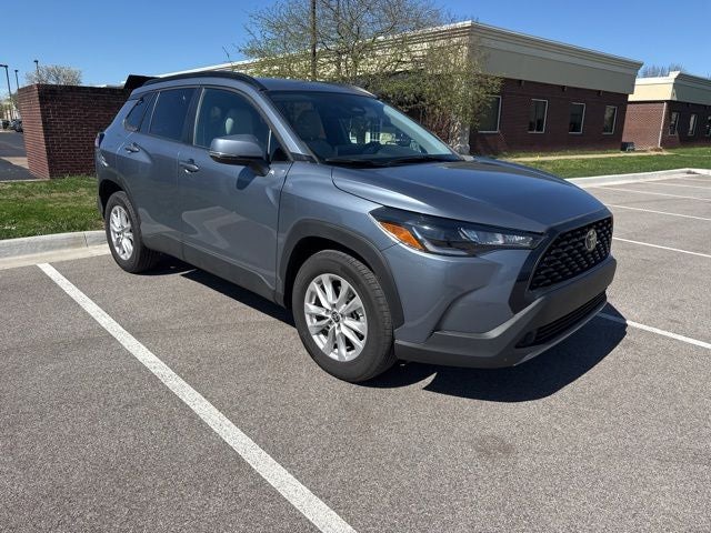 2024 Toyota Corolla Cross LE