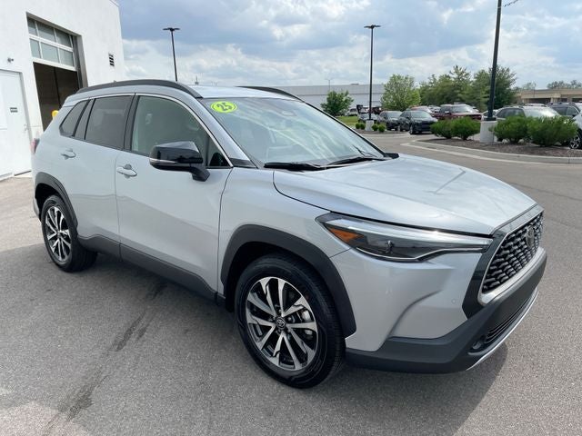 2025 Toyota Corolla Cross XLE