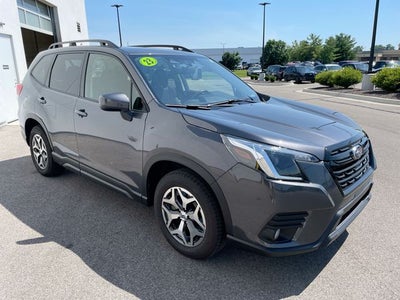 2023 Subaru Forester Premium