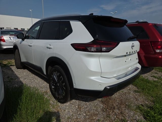 2025 Nissan Rogue SL