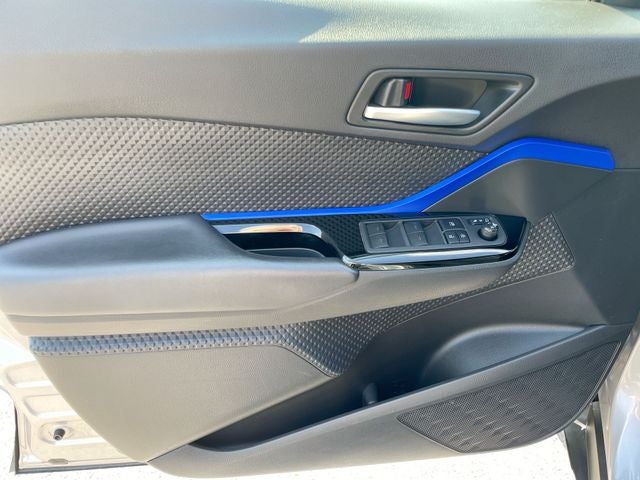 2020 Toyota C-HR XLE