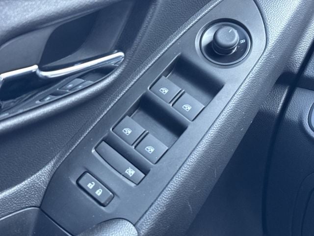 2022 Chevrolet Trax LS