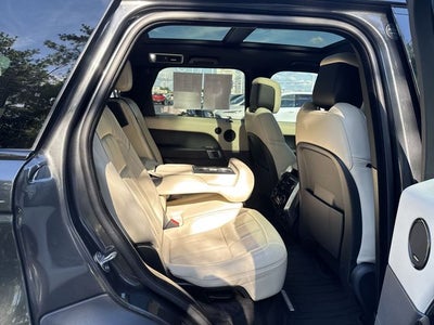 2022 Land Rover Range Rover Sport HSE Silver Edition